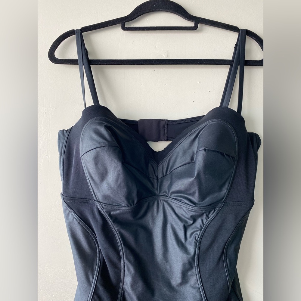 Robyn Lawley Swimwear Black Bella Norte One Piece Swimsuit Size US 18 (D/DD Cup) - Picture 10 of 14